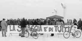 manifestazione a Pescara contro abusi 