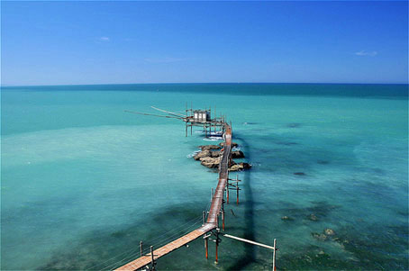 trabocchi-coastline